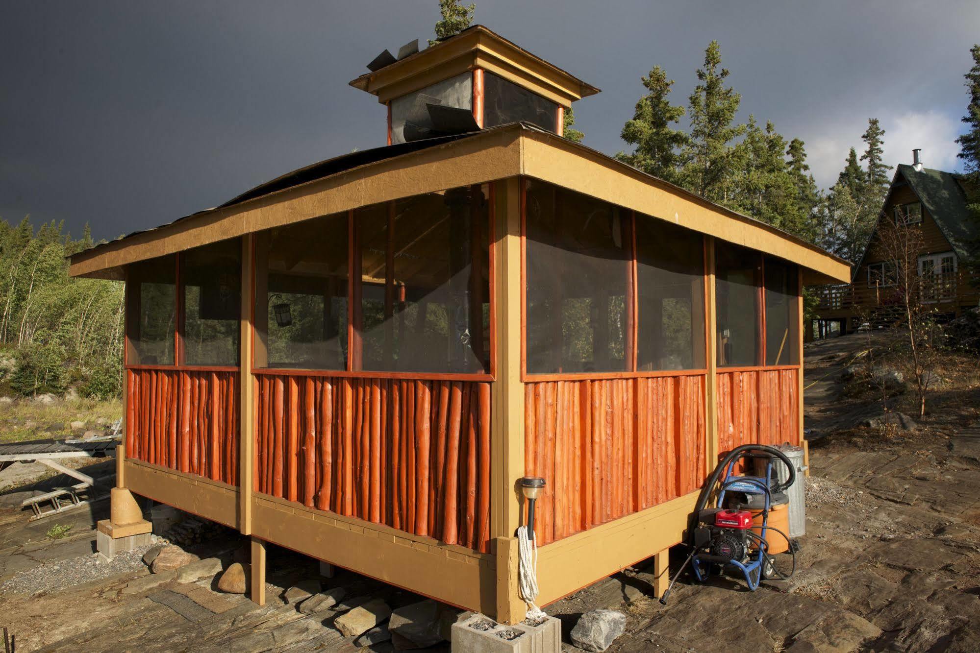 Yellow Dog Lodge, Inc. ييلونايف المظهر الخارجي الصورة