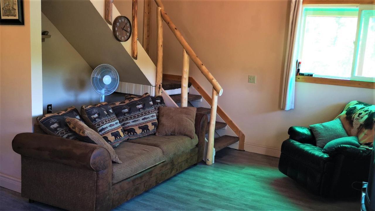 Yellow Dog Lodge, Inc. ييلونايف المظهر الخارجي الصورة